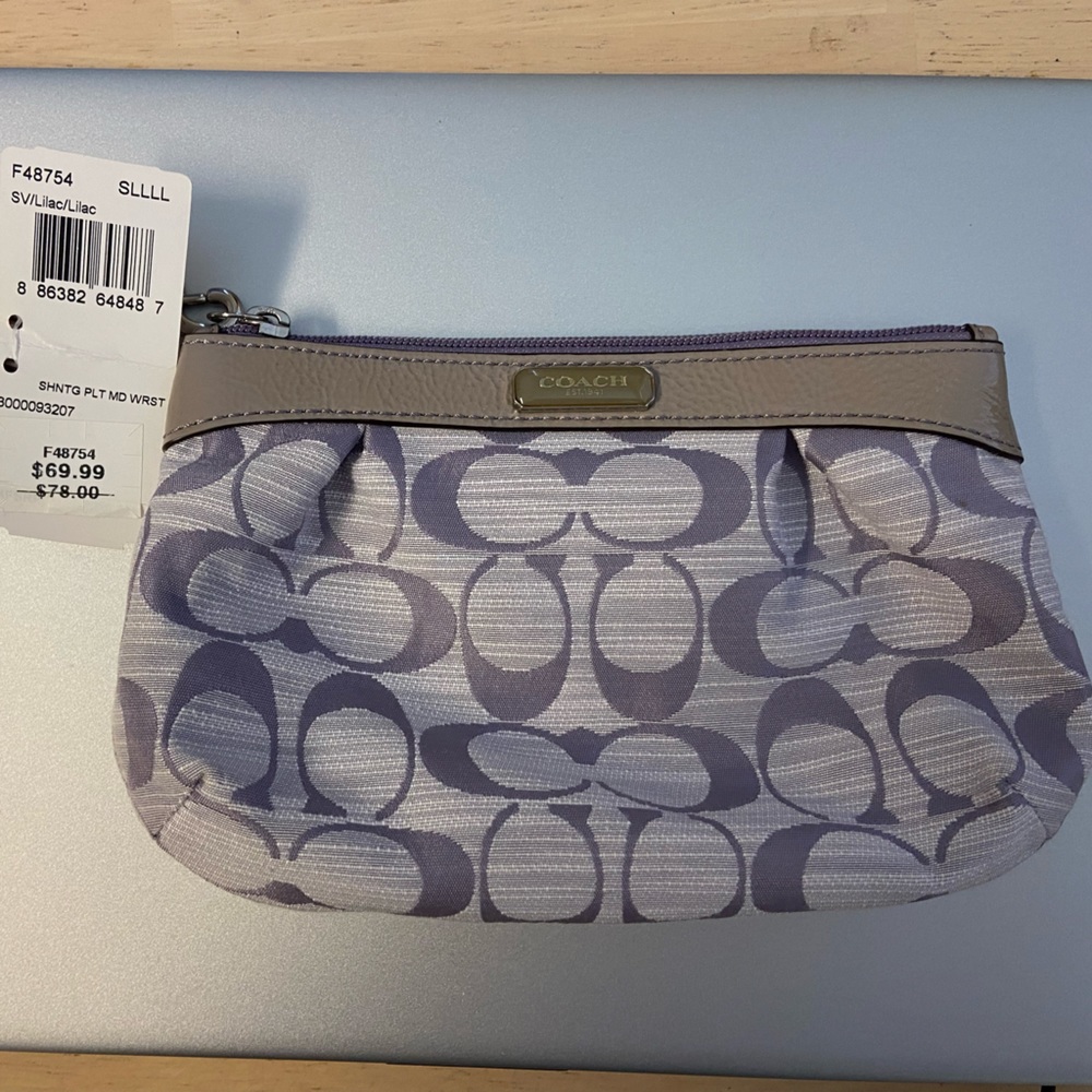 Wristlet
